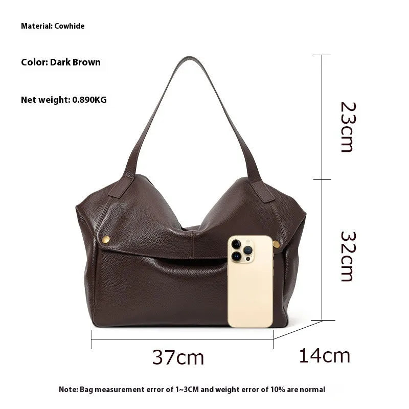 Brown genuine leather women's shoulder bag with horizontal square shape and zippered compartment