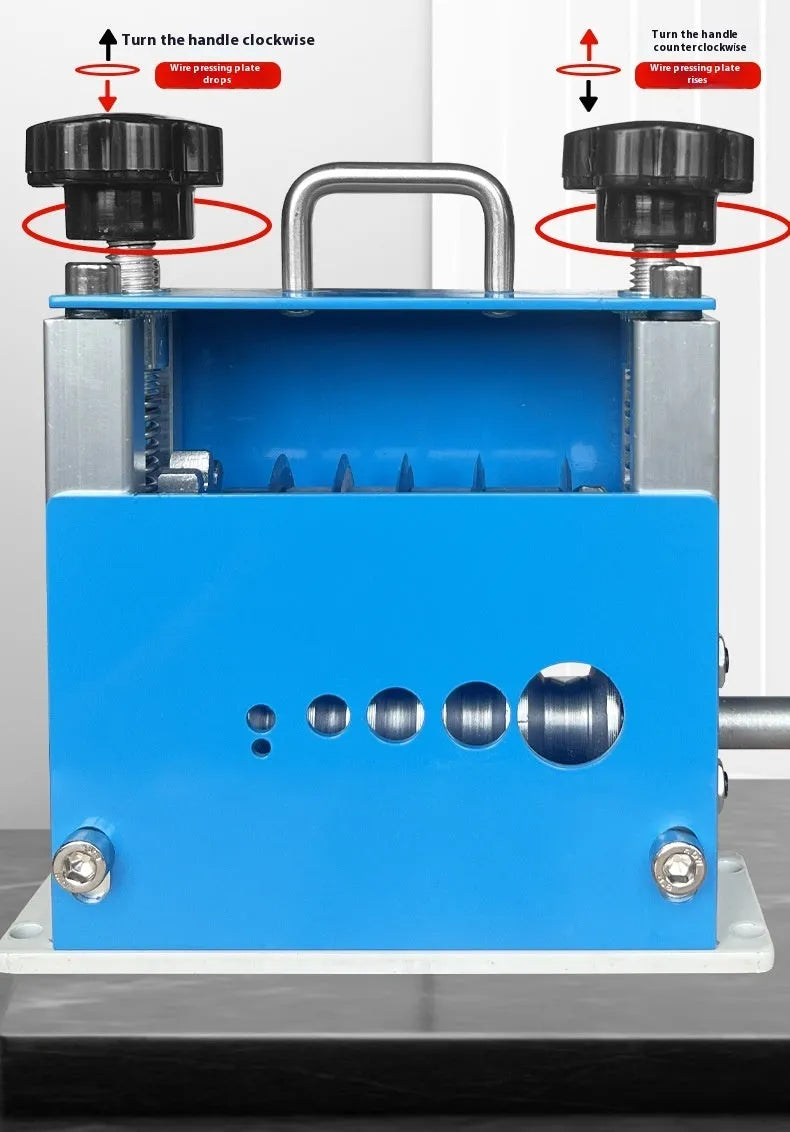 SD-017 manual wire stripping machine for 0.5-17mm diameter wires with compact tool dimensions