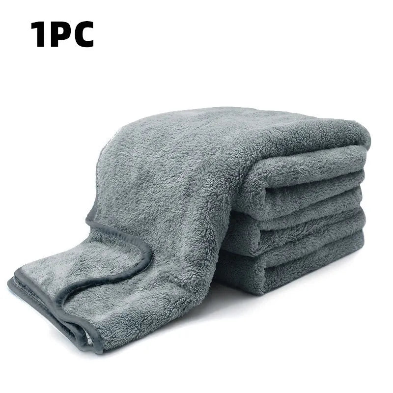 Microfiber car wash towel shown in three size options: 75cm by 35cm, 60cm by 40cm, and 100cm by 40cm.