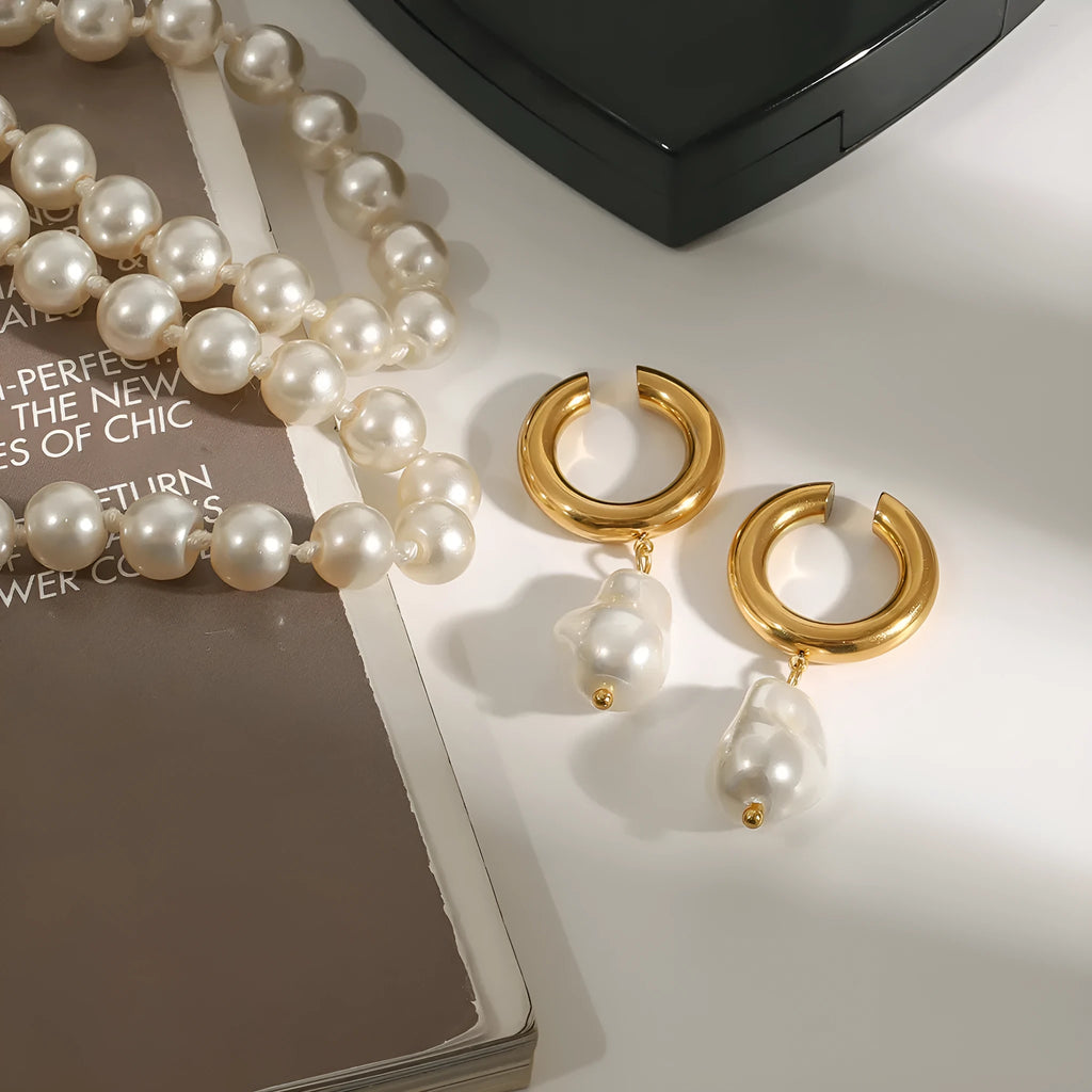 Titanium steel clip-on earrings with pearl centre, geometric shape, electroplated finish, women's non-piercing style in colour JDE0112019