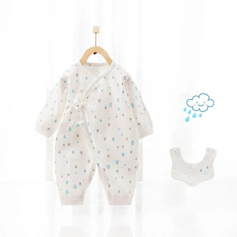 Baby one-piece cotton romper in white with short sleeves, suitable for newborns up to 66cm