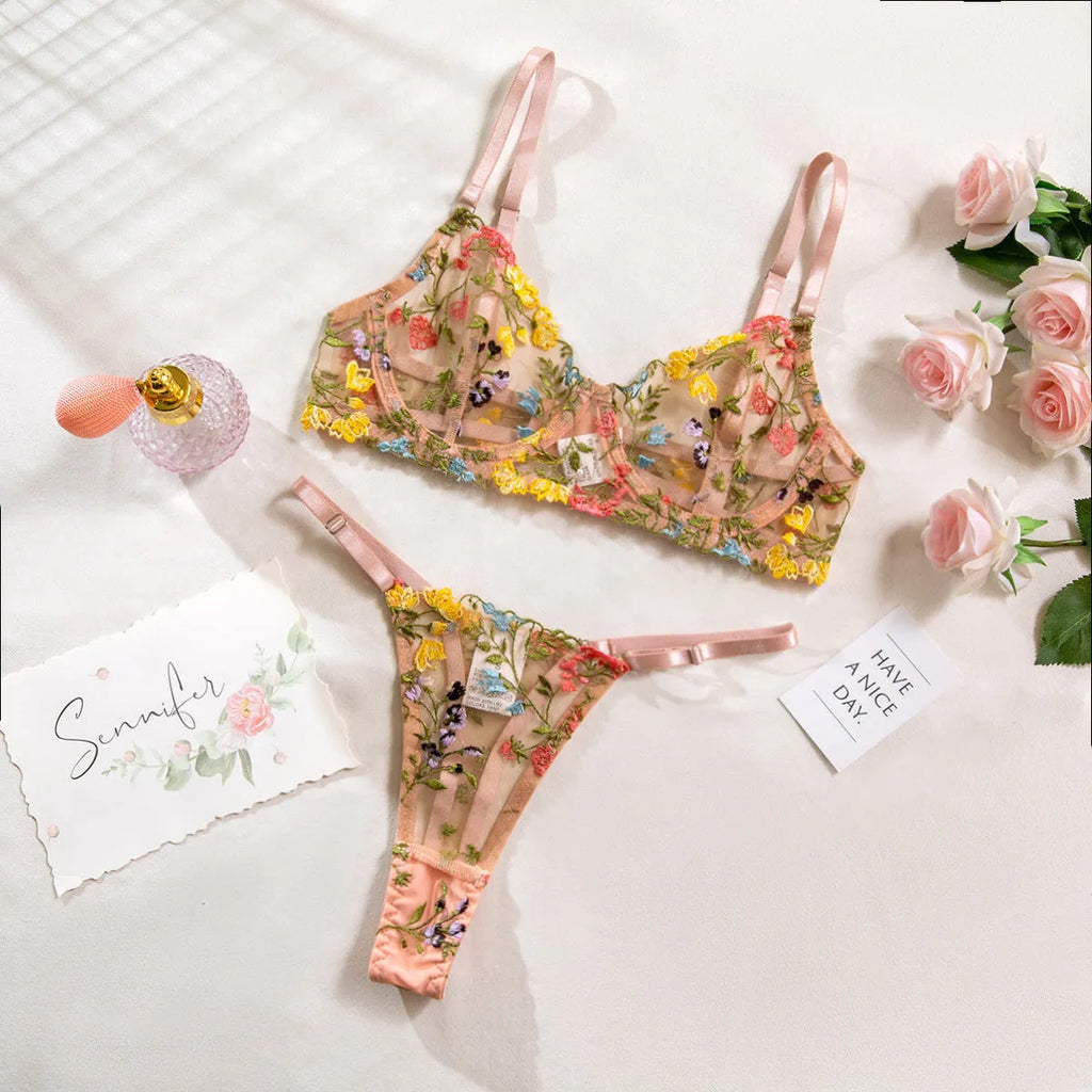 Women's floral polyester underwear suit bikini set in multiple colours with youth sizing