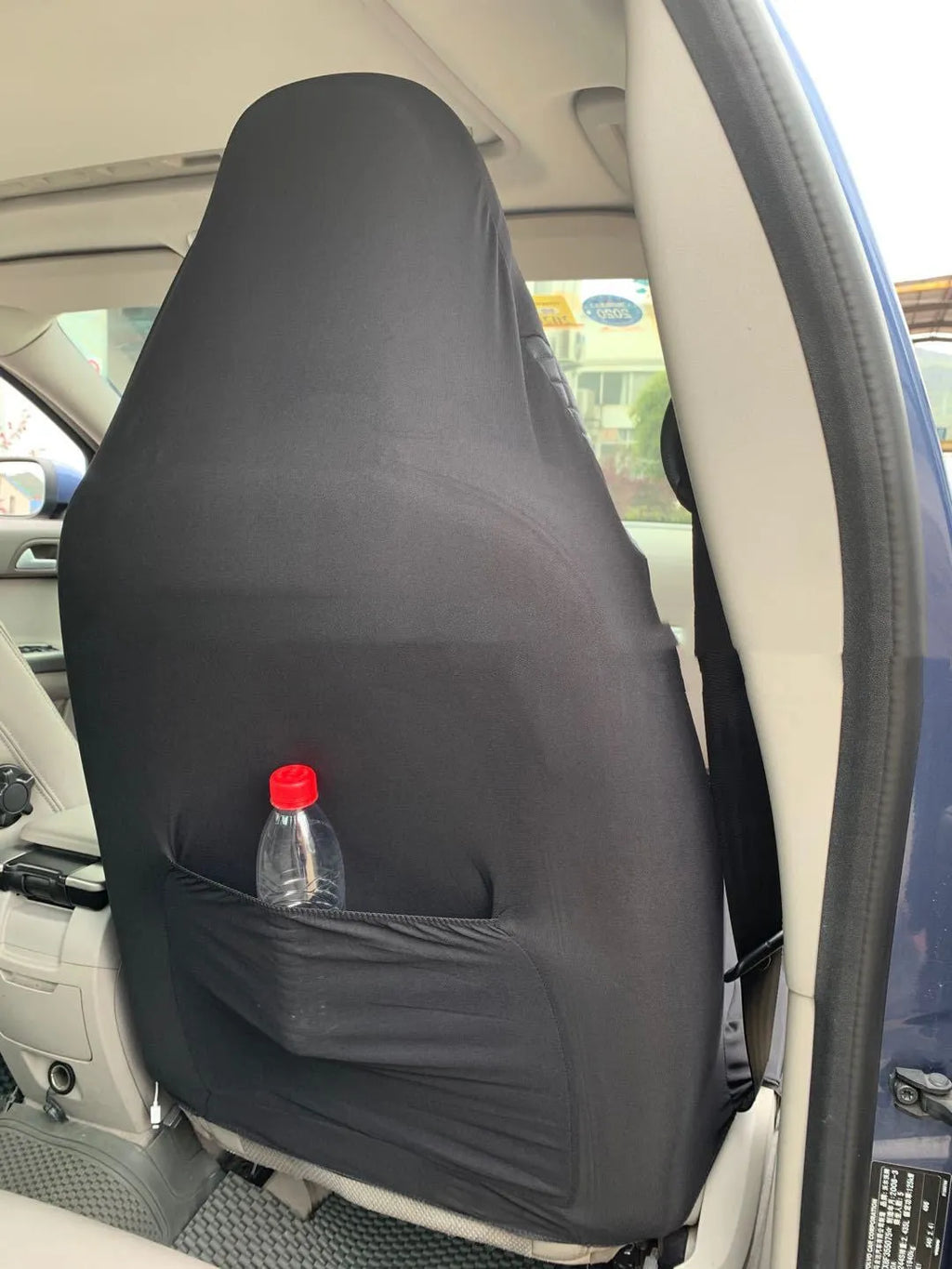 Black quilted universal car seat cover made of PU and polyester fabric with plastic fitting hooks
