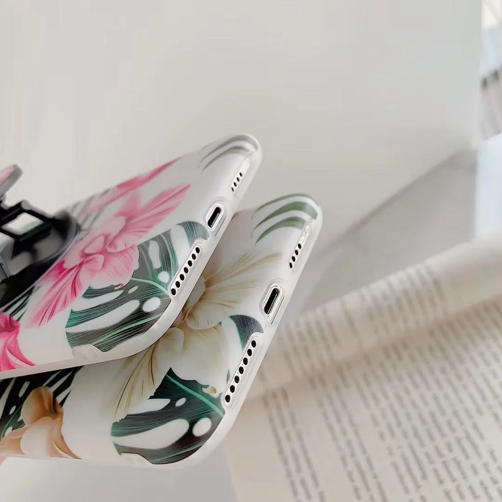Frosted plastic phone case with Chinese floral pattern on white background for iPhone X