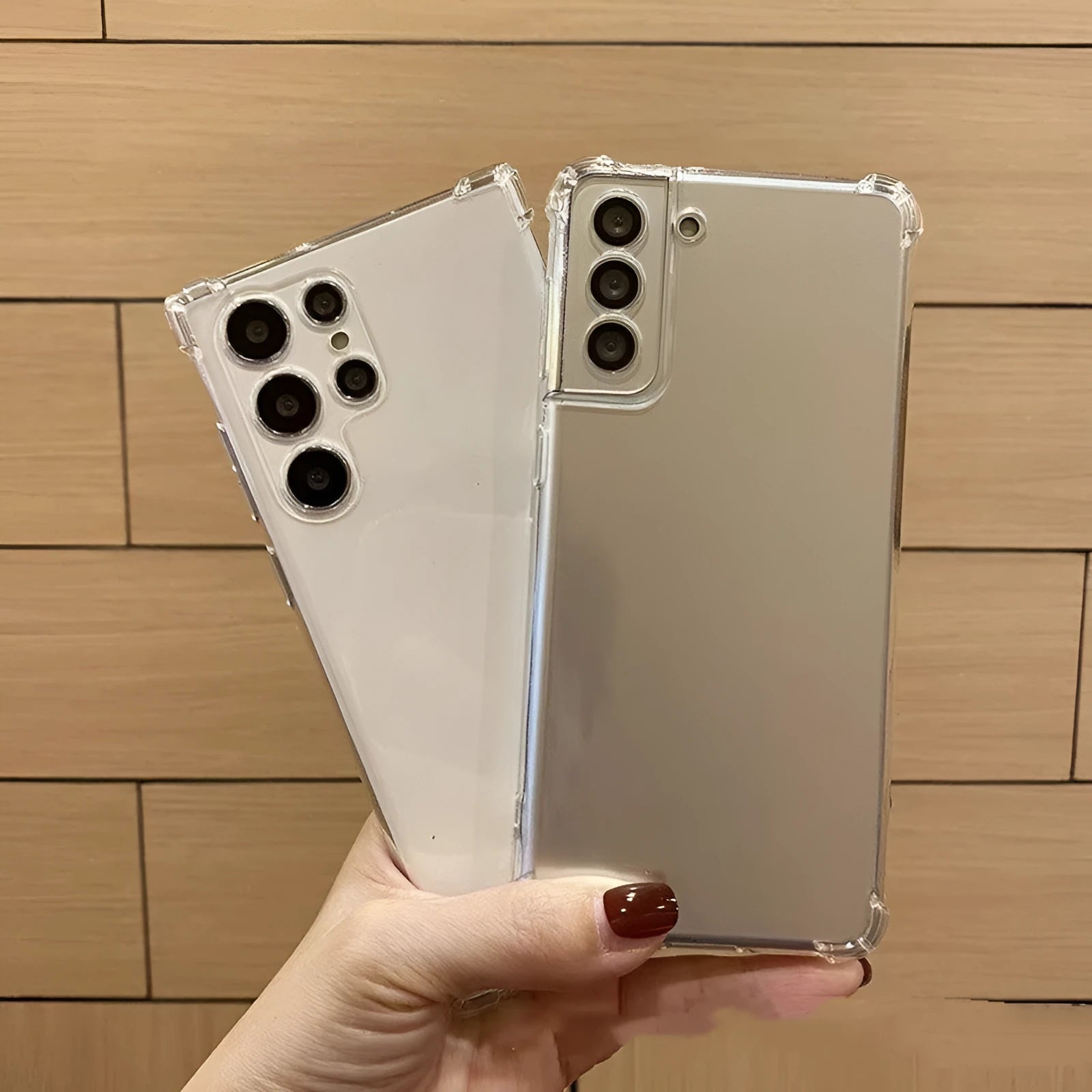 Transparent airbag TPU phone case for Samsung models with thickened corners for fall protection