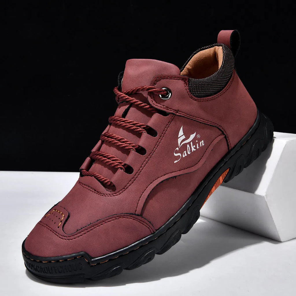 Flat lace-up casual hiking shoes with rubber sole, PU upper, round toe, flat heel