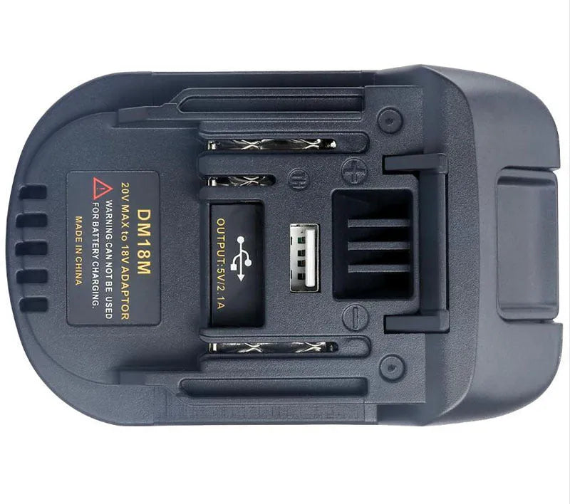 Black Milwaukee to MAKITA battery adapter measuring 125x90x65 mm for DM18M to H99F conversion