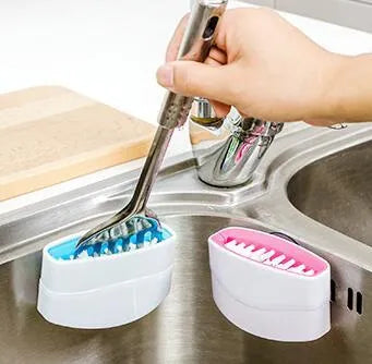 Creative kitchen cleaning brush with suction cup for knives forks chopsticks fruit vegetables in blue