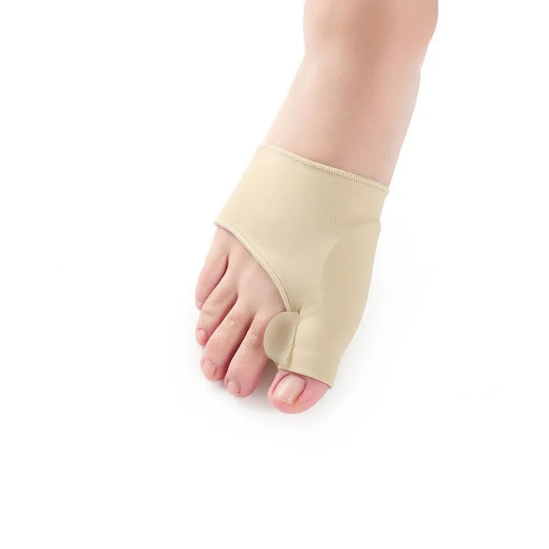 Corrective bunion relief socks with silicone gel pad and toe separator in sizes S, M, L