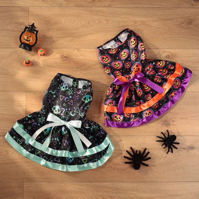 Halloween dog skirt in colourful pumpkin print with double-layer construction for pet costume