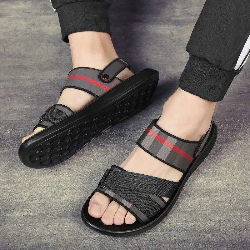 Youth leisure sports sandals with blue Lycra upper and polyurethane sole on a size conversion chart background.