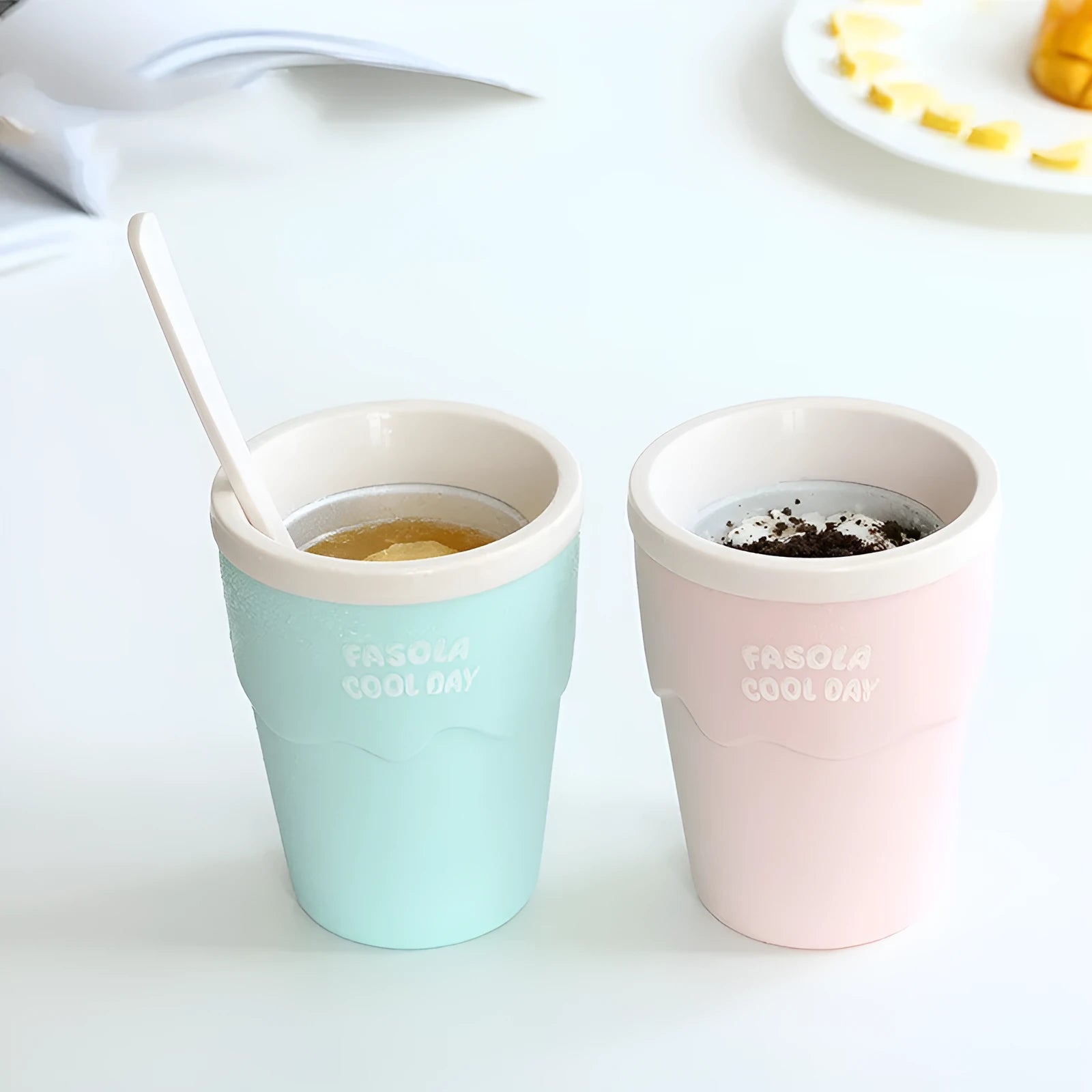 Slushy Mug Magic reusable freeze cup with blue colour, 200ml capacity, standing on a white background.