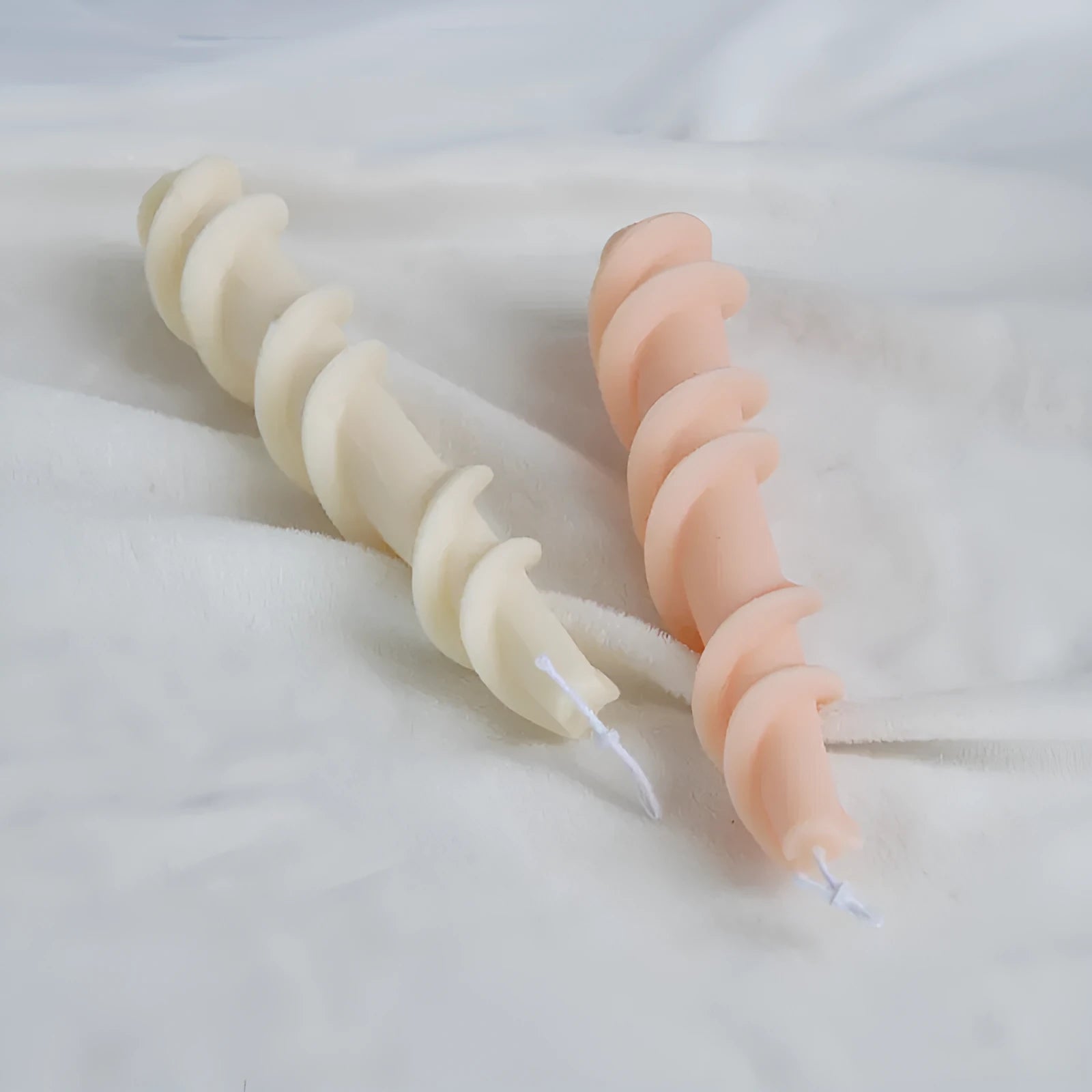 Yihai spiral lace silicone candle mold for creating decorative pillar candles