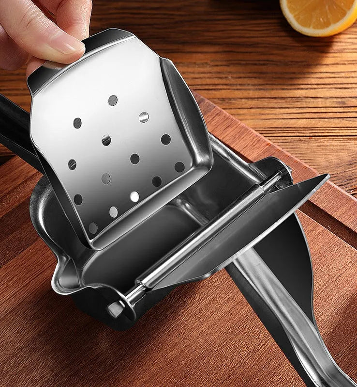 304 stainless steel manual juicer with triangular outlet and porous filter for citrus fruits