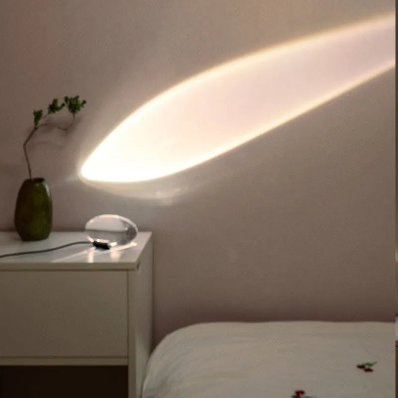 Plug-in projection lamp with crystal shade, warm LED light, 160x90mm, on tabletop