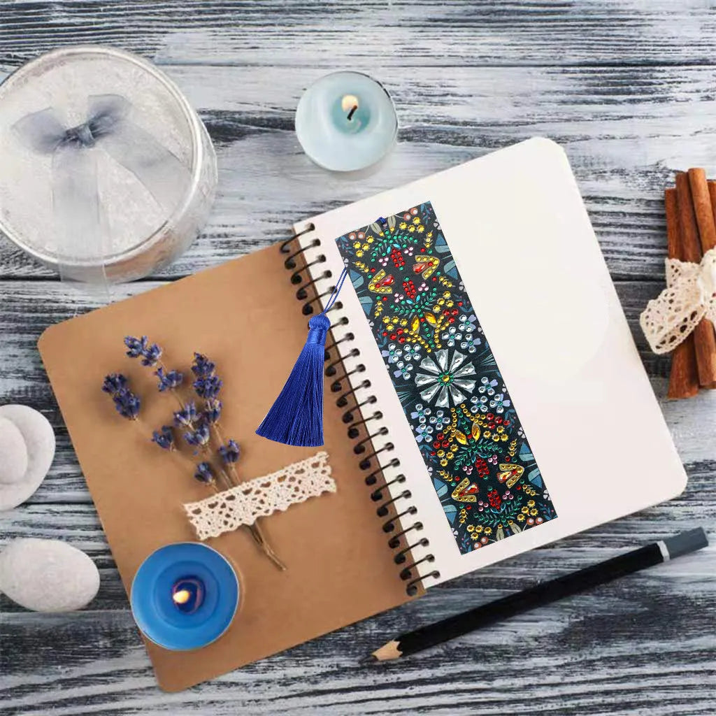 Diamond painting leather bookmark craft kit with mandala flower pattern embroidered using special-shaped round diamonds