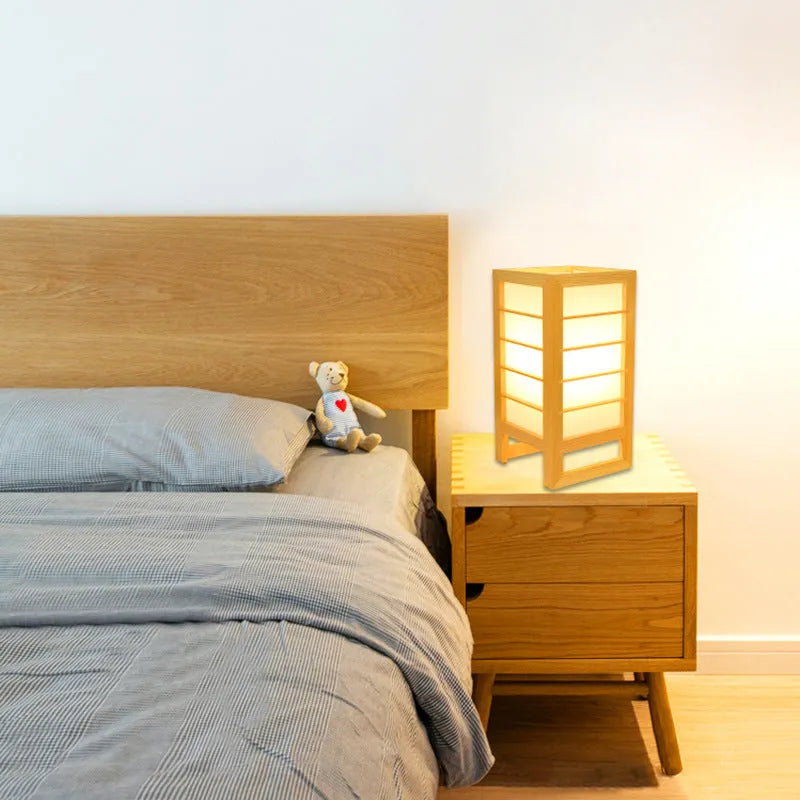 Solid wood Korean style tatami bedside lamp with bamboo lamp holder