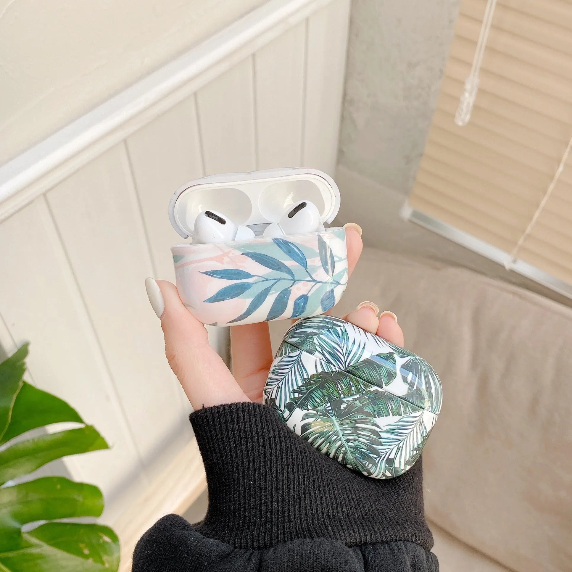 Banana leaf tropical pattern AirPods protective case in blue and green TPU material