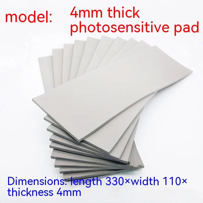 Black and grey plastic light-sensitive mat for calligraphy and painting seal making