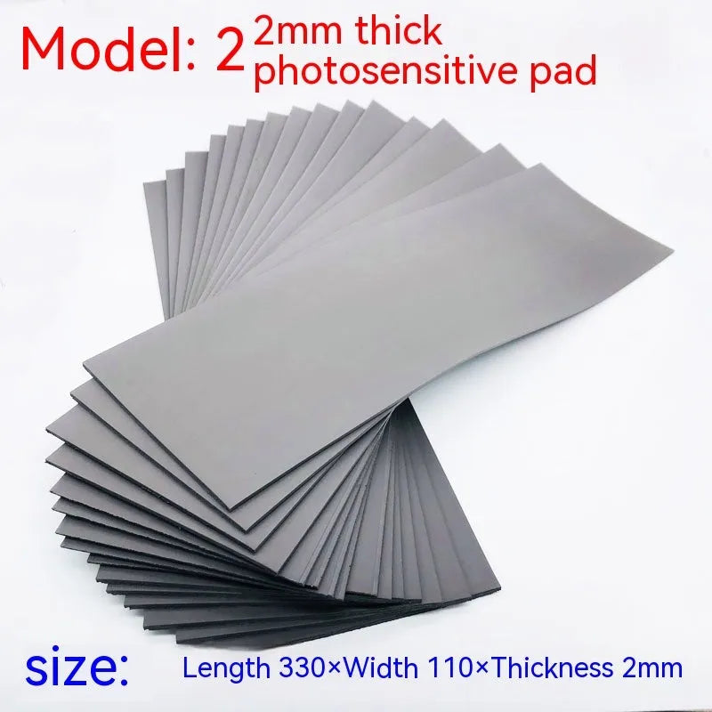Black and grey plastic light-sensitive mat for calligraphy and painting seal making