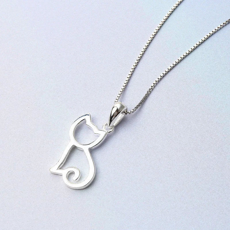 Korean sweet cat necklace simple pendant in sterling silver on model