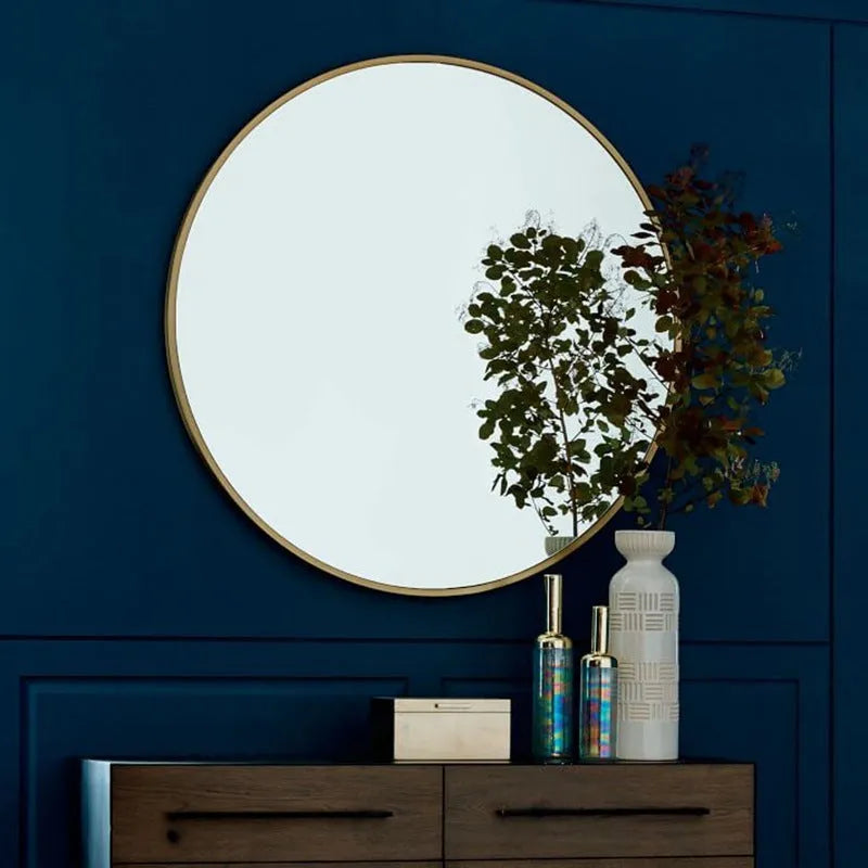 Round metal bathroom wall mirror in black 30cm diameter with iron frame