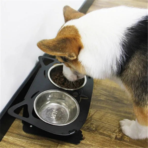 Anti-falling stainless steel pet feeding bowl in black with inclined design