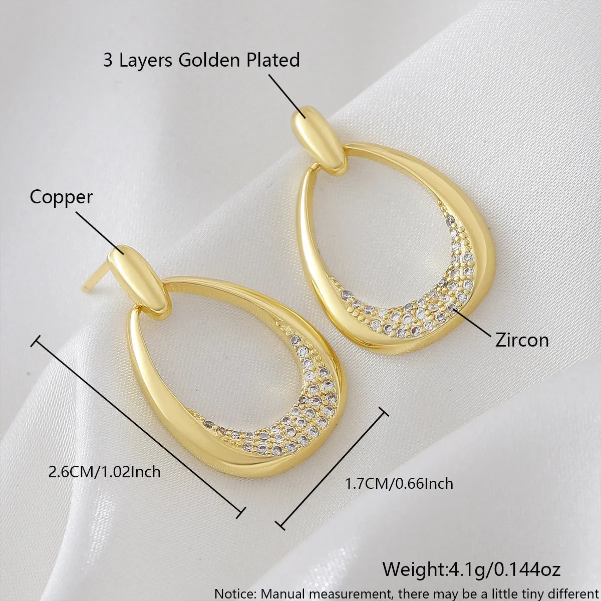 Women's geometric drop earrings in yellow gold with round and oval ring design