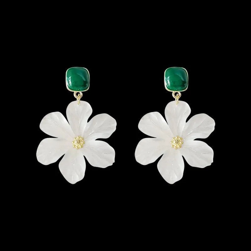 Dark green women's earrings with sterling silver-plated needle flowers design