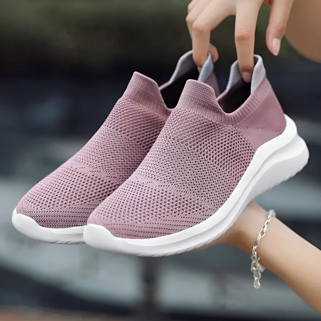 Men's breathable mesh running shoes with round toe and lightweight MD sole in multiple colour options