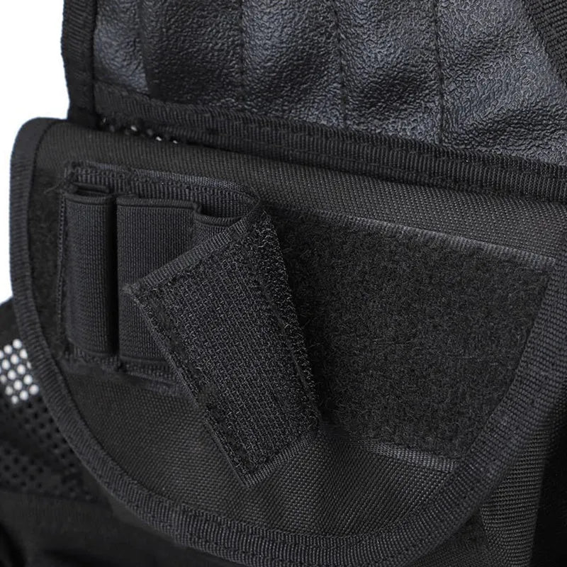 Men's nylon camouflage tactical vest with adjustable shoulder and waist buckles, one size 50x60cm