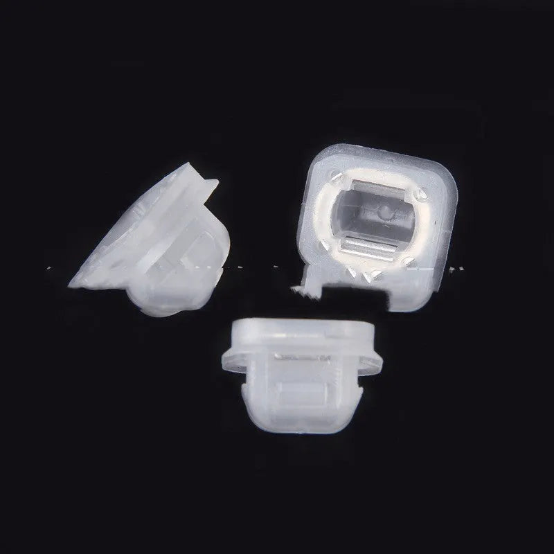Pack of 100 plastic and metal interior trim clip fasteners for BMW E39 and E38 models.