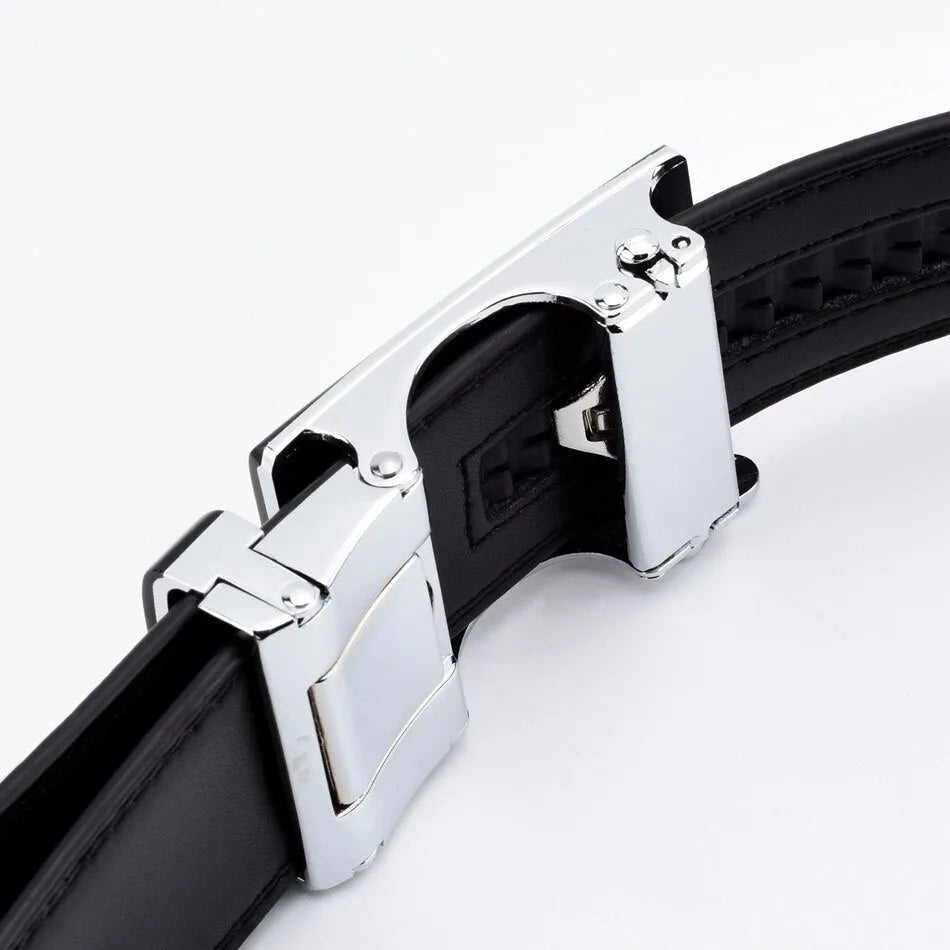 Men's automatic buckle belt in cowhide leather with lightweight body, available in black, blue, brown, khaki, red, white, 110-130cm lengths