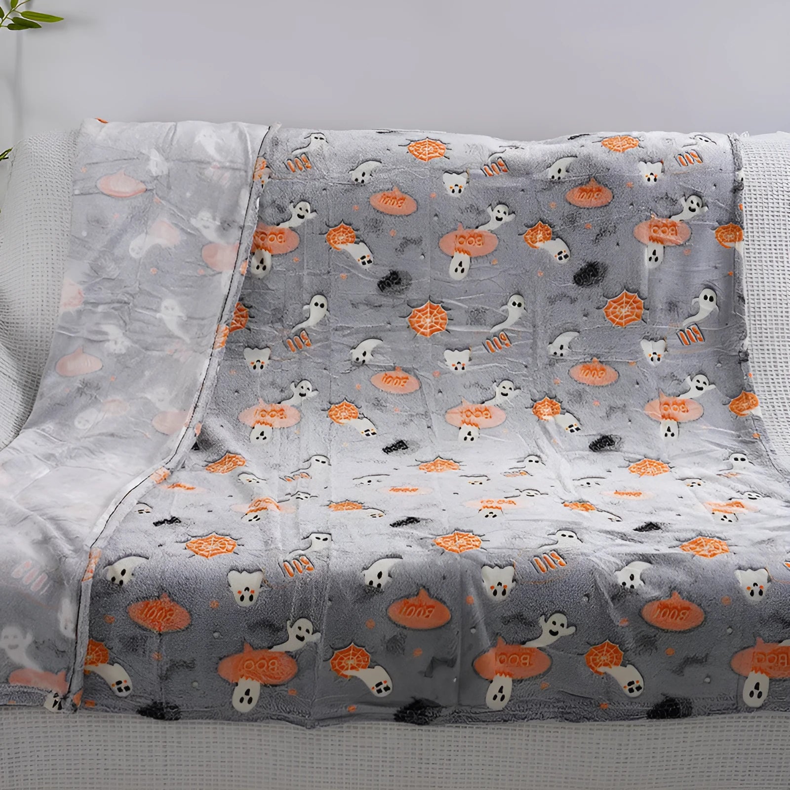 Flannel child's air conditioner blanket cover with cartoon pattern in two size options