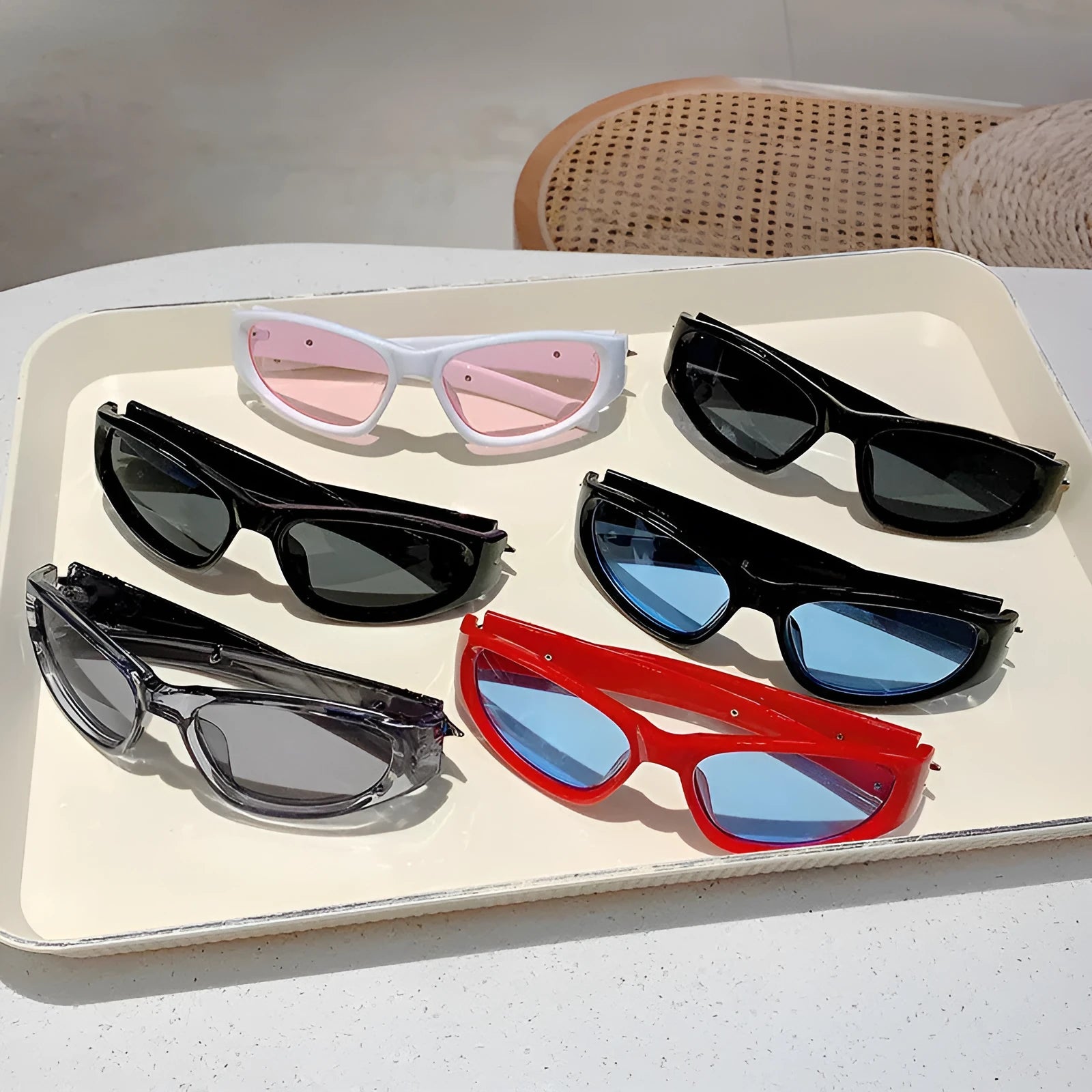 Windproof sports sunglasses with PC lenses available in multiple colour combinations