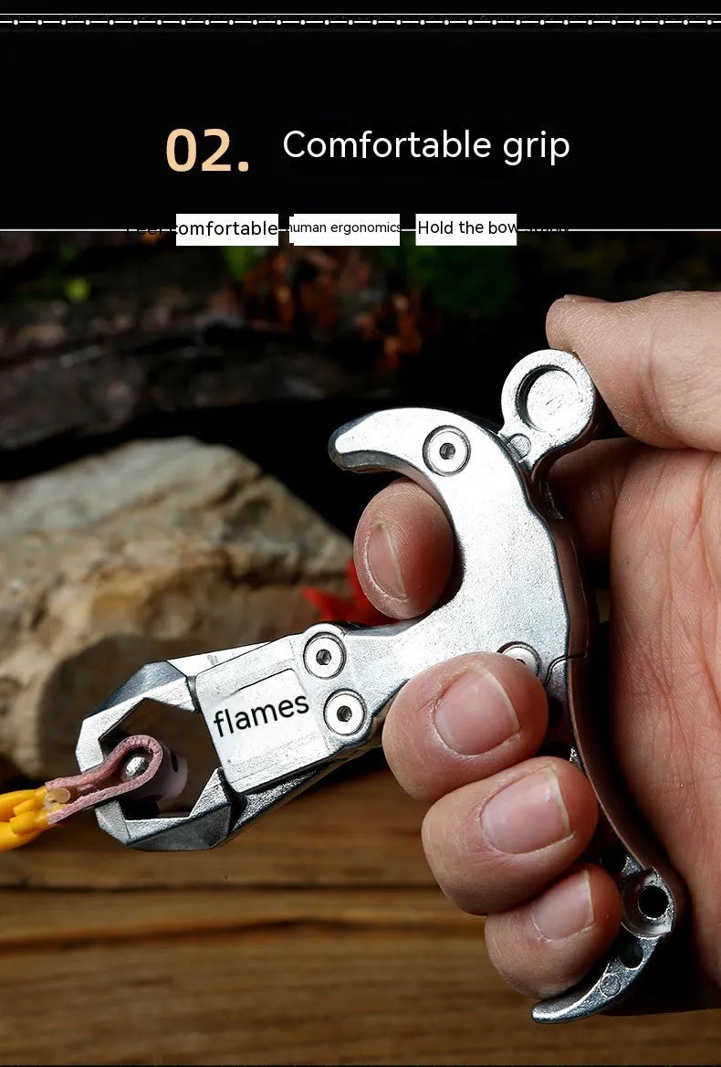 Alloy two-axis harpoon release clip for bow fishing equipment