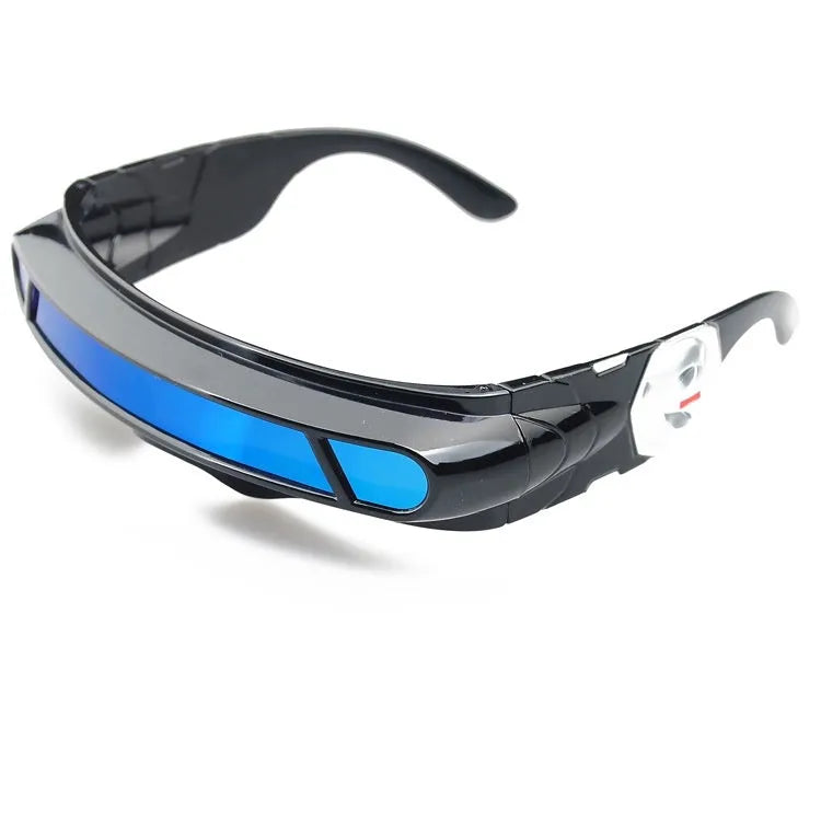 Sports sunglasses with full rim PC frame and polarised lenses in black frame colour options