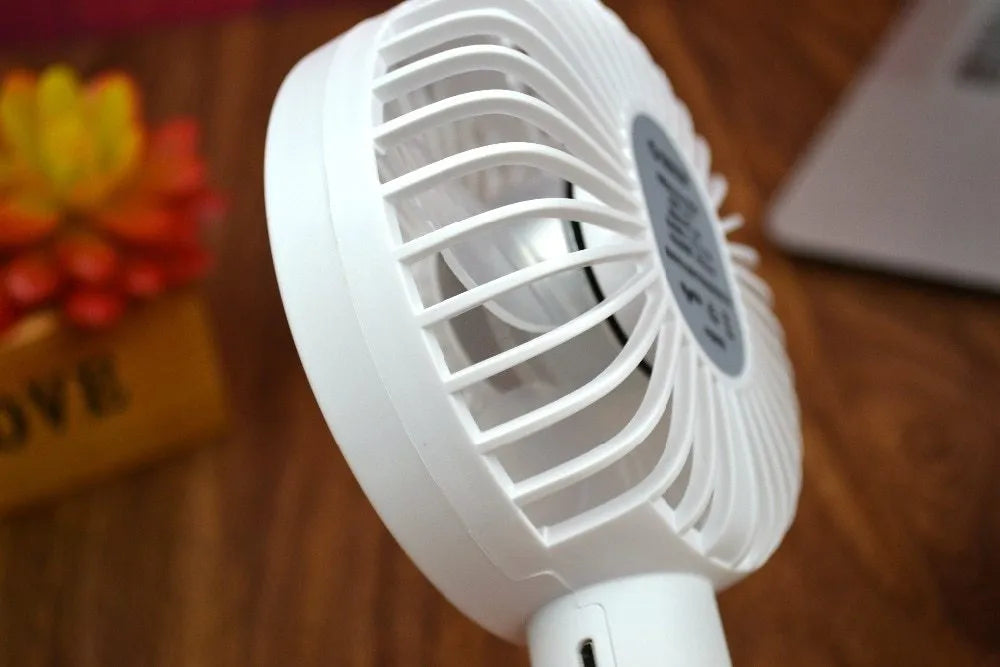 ORICO FH1 white portable USB rechargeable desk fan with three-speed settings