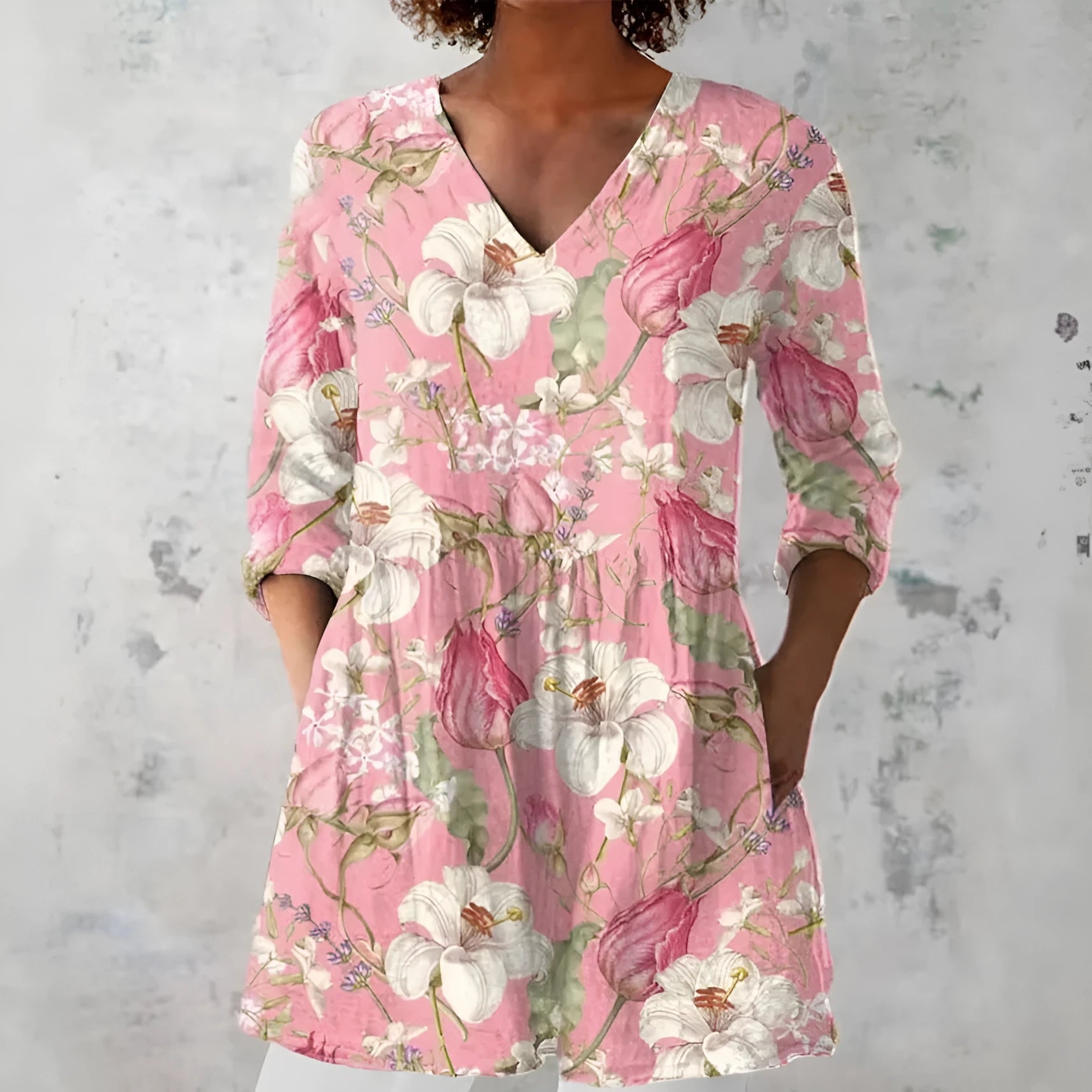 Women's long-sleeved polyester top in retro slim fit with digital print design.