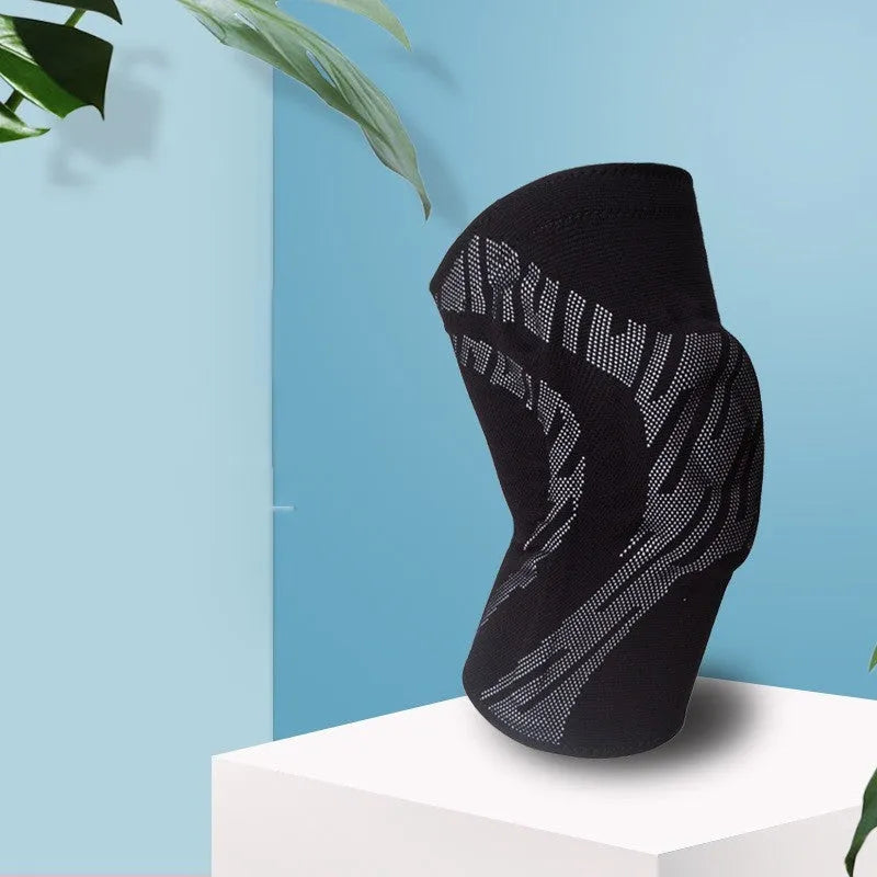 Black nylon knee pad for men showing kneecap protection design