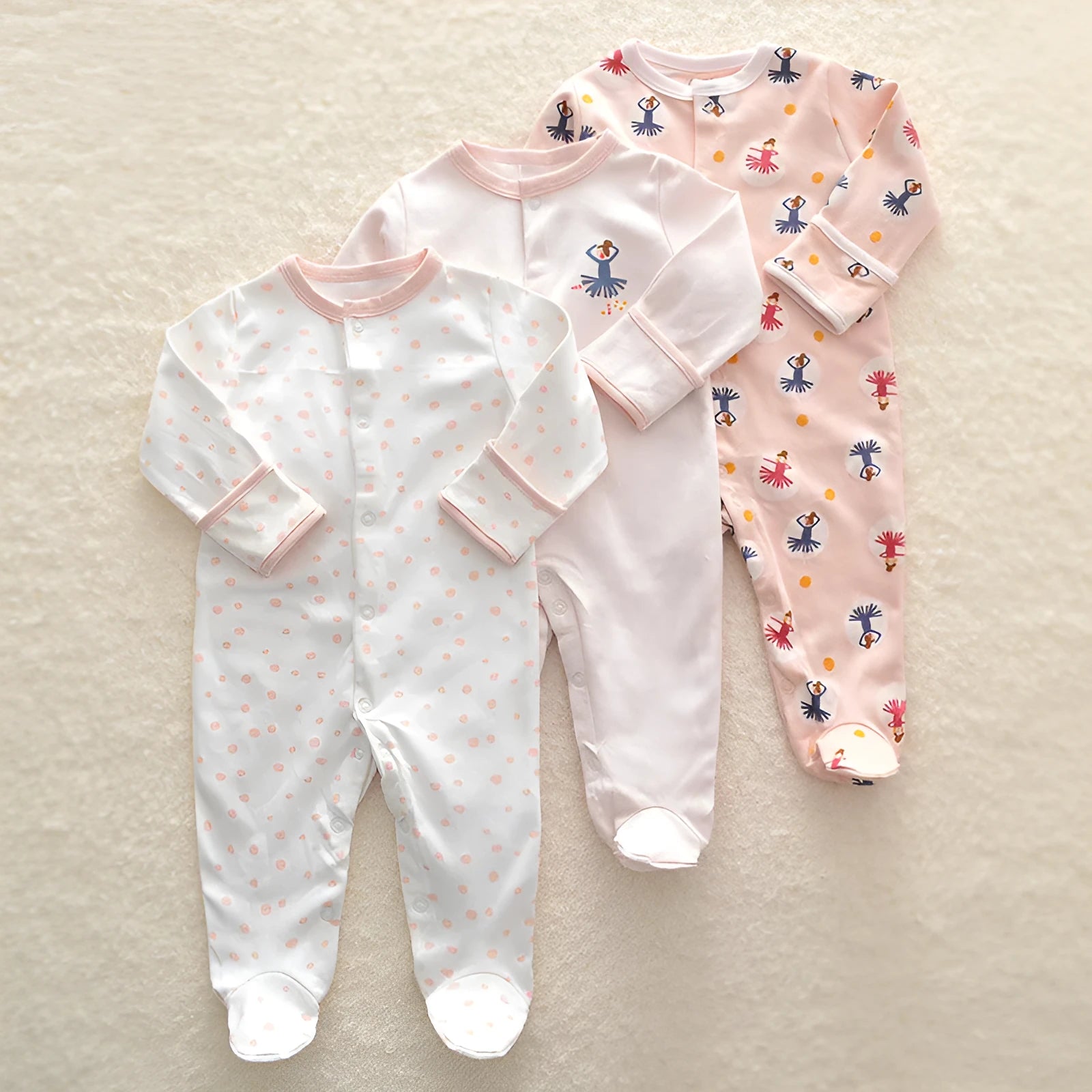 100% cotton baby crawling suit onesie with soft fabric, animal pattern, single breasted closure, trimmed threads, size 6M 59cm