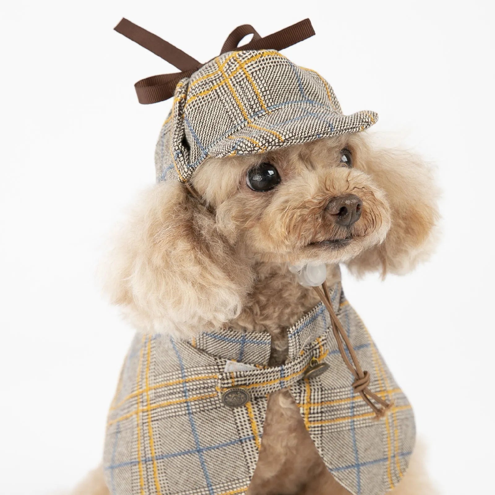 Camel-coloured detective suit style cotton cloak for a dog, featuring an adjustable hat.