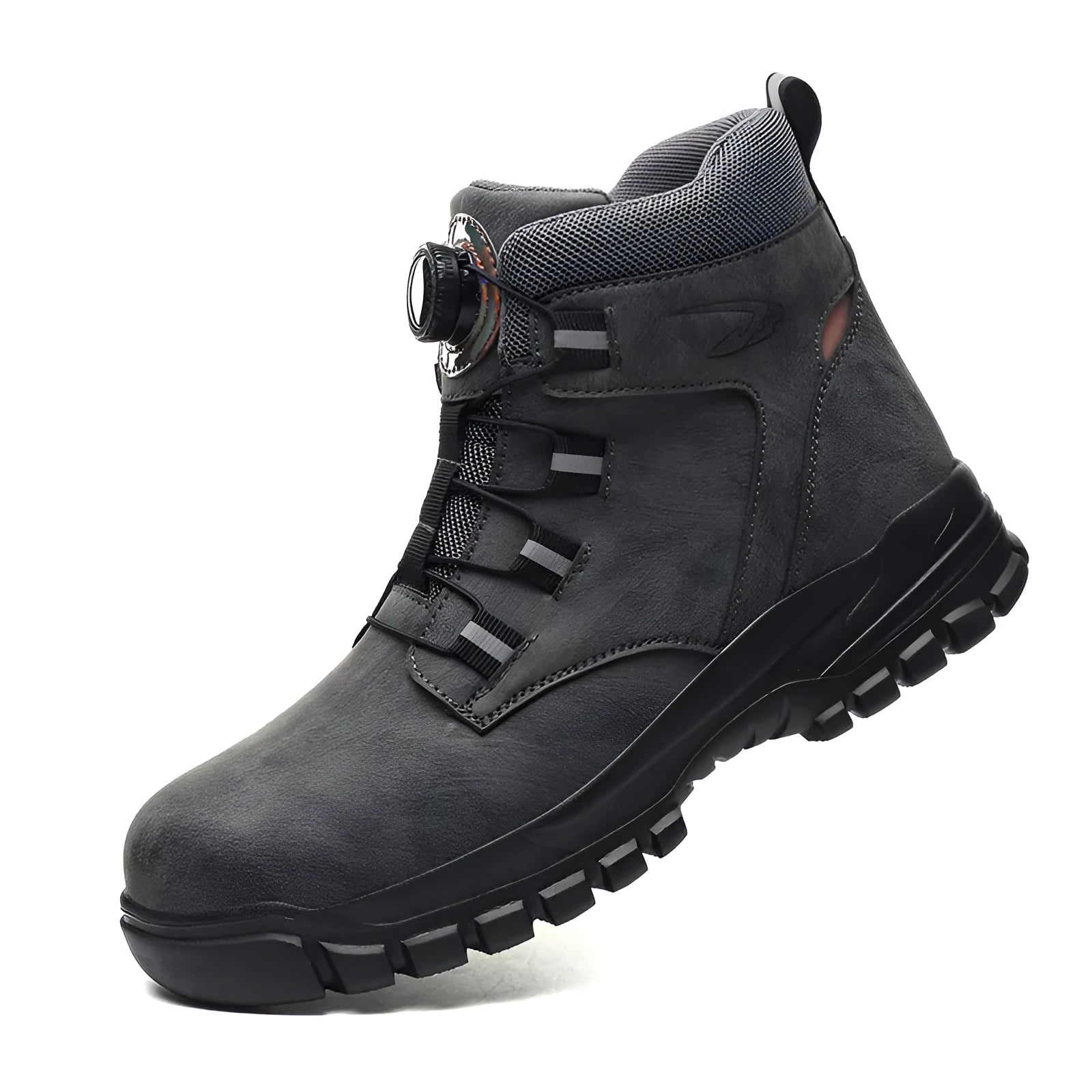 Lightweight labour protection safety shoes with leather upper and rubber sole in black colour