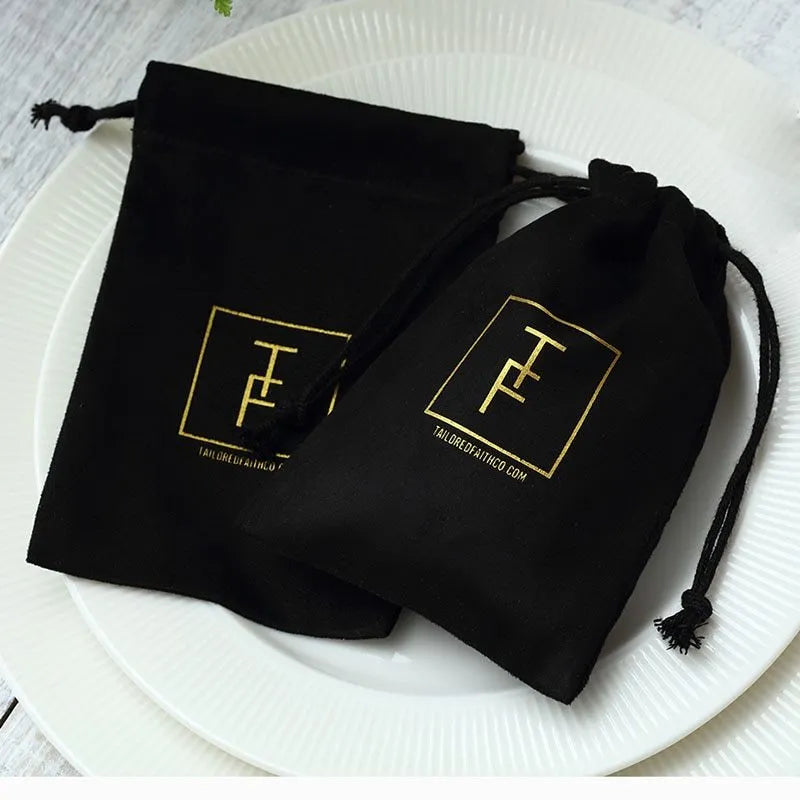 Flannel jewellery packaging drawstring bag in multiple colours, sizes 5x7cm to 9x12cm, dust-proof and wear-resistant