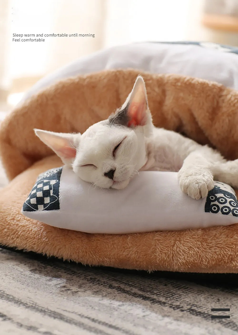Kimpets closed removable washable cat litter tray in blue with PP cotton and lamb cashmere lining