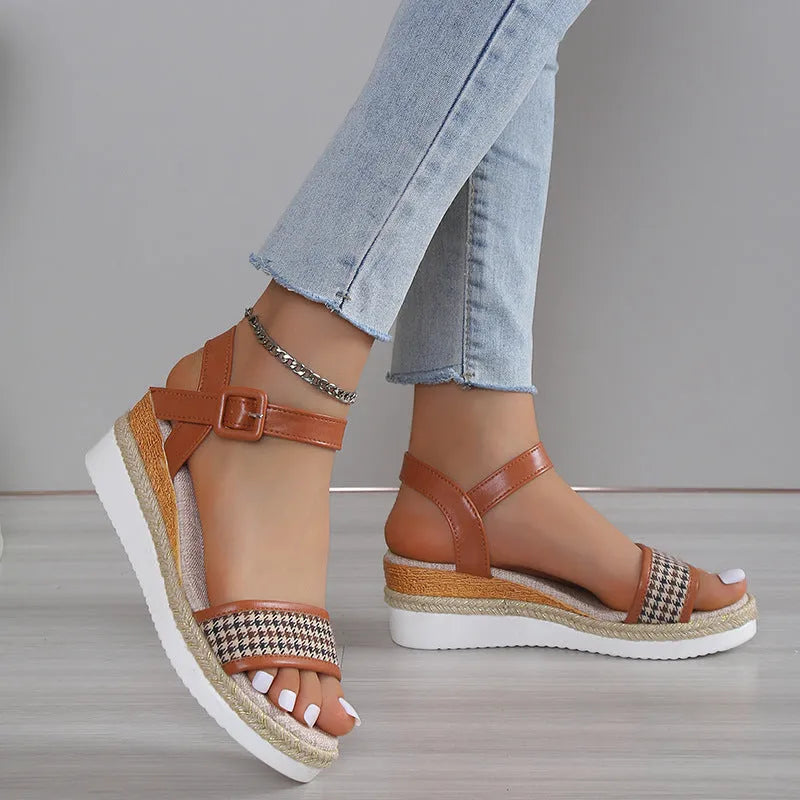 Women's houndstooth print buckle sandal with fish mouth toe in white, PVC upper
