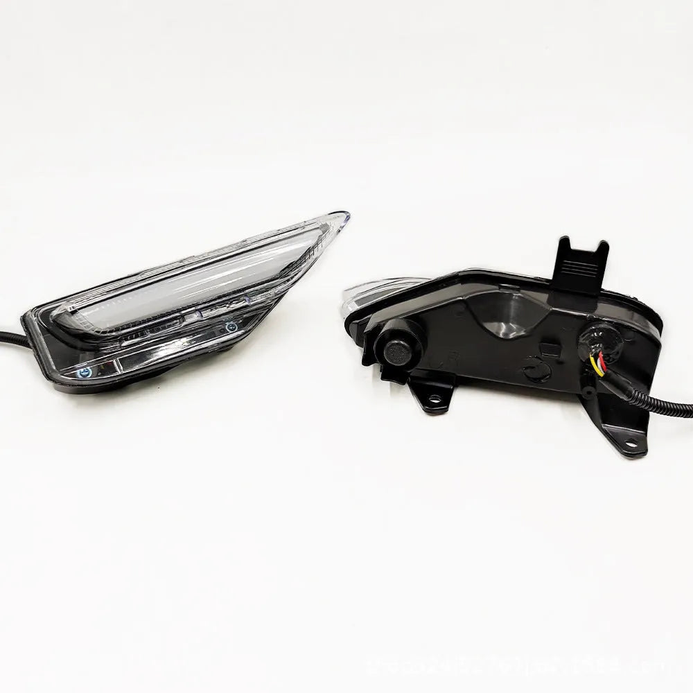 Infiniti Q50 Q70 front bumper LED daytime running lamp and turn signal unit in ABS housing