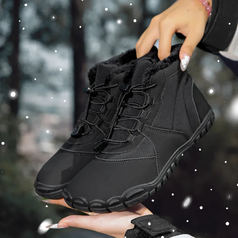 Waterproof fleece-lined unisex snow boots with rubber sole and lace-up front.