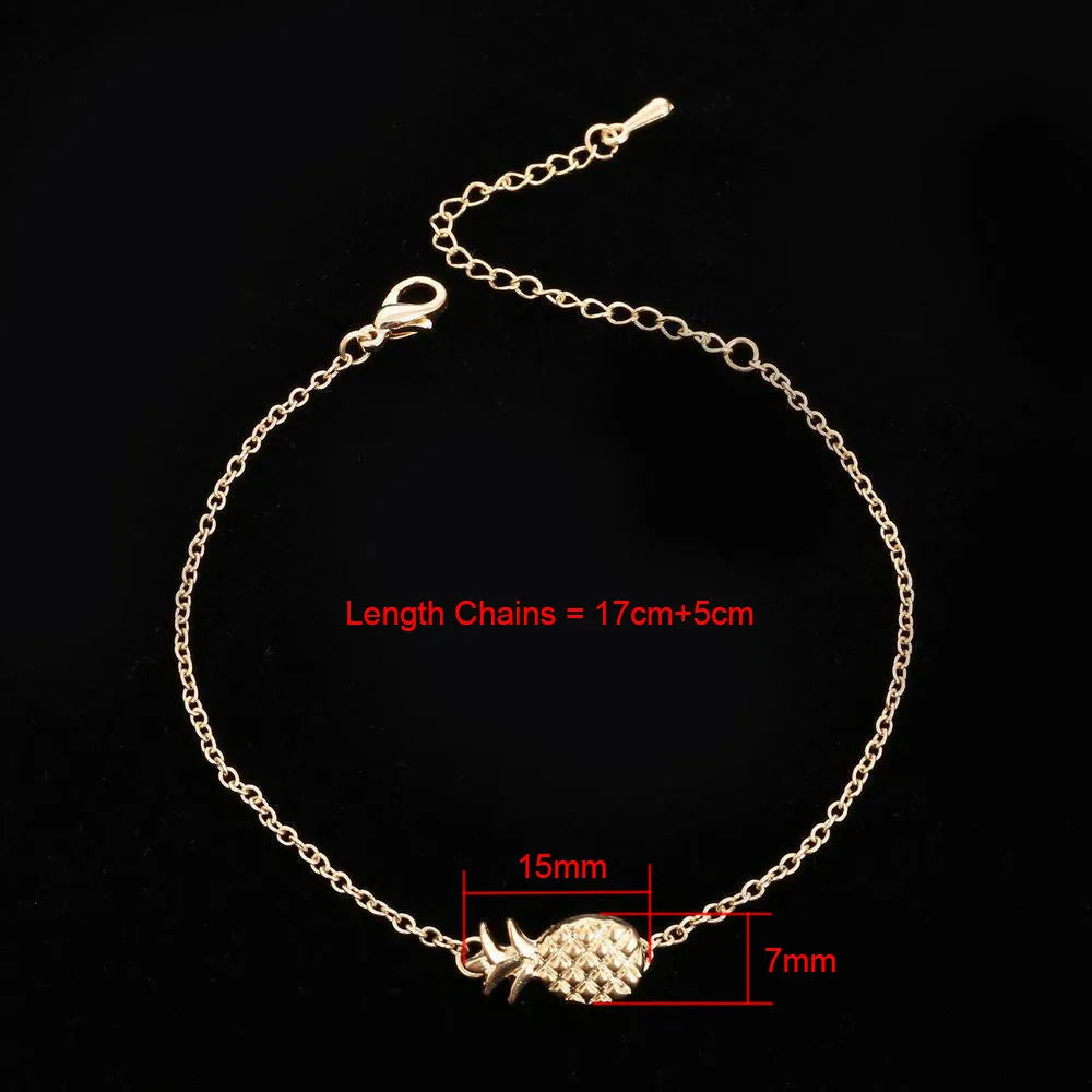 Adjustable alloy pineapple bracelet in gold or silver finish