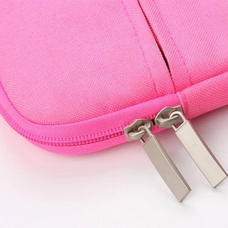 Ant cloth laptop bag for Apple MacBook in grey, with soft handle and padded interior
